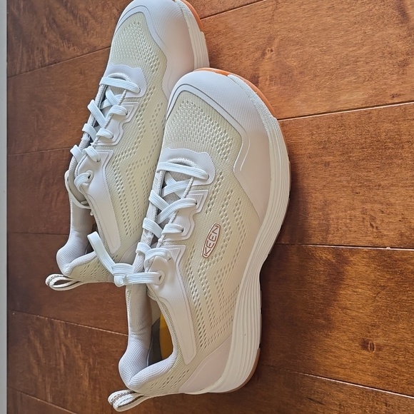 Keen Women's Sparta 2 (Aluminum Toe) Shoes Tan 8,8.5 - Picture 3 of 8